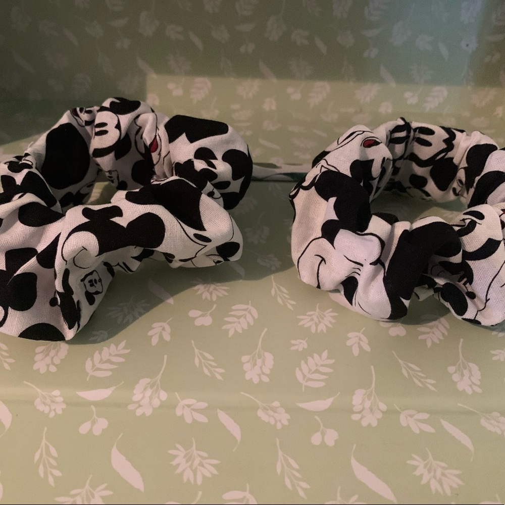 *HOMEMADE* Mickey Mouse Scrunchies